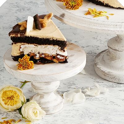 Пирожное Карамельный орех в Кондитерская СантОноре по цене 297 ₽