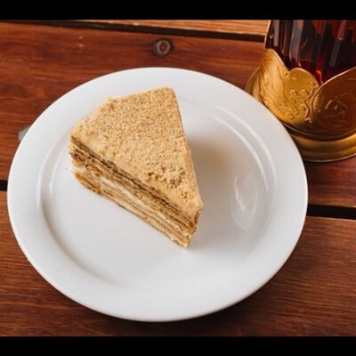 Медовик в Чебуречная №1 по цене 270 ₽