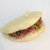 Бао bánh bao с курицей спайси в Фобошная