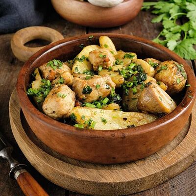 Оджахури с курицей в Гамарджоба по цене 710 ₽