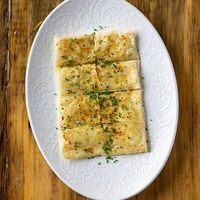 Лепешка с раковыми шейками в MANANA