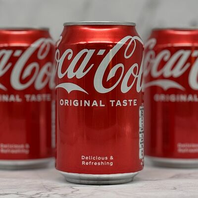 Напиток газированный Coca-Cola Original в Готовим на Петровском по цене 260 ₽