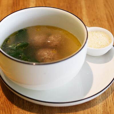 Куриный суп с фрикадельками в Tony Pizzoni по цене 660 ₽