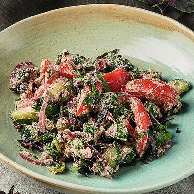 Салат Овощной по-грузински с орехами в Баклажан в ТЦ 