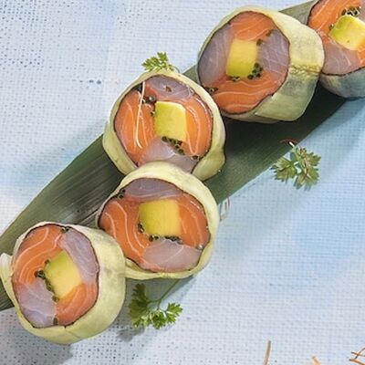 Сашими ролл в Черетто море по цене 1490 ₽