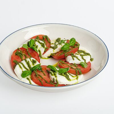 Капрезе с томатами в Bimi Vita по цене 490 ₽