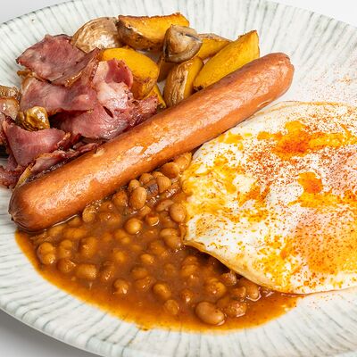 Большой завтрак в английском стиле в Lilian's cafe по цене 750 ₽