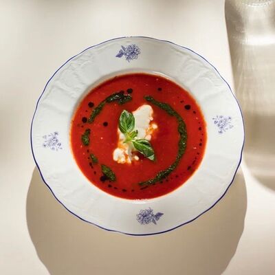 Томатный суп со страчателлой в Тепло по цене 600 ₽