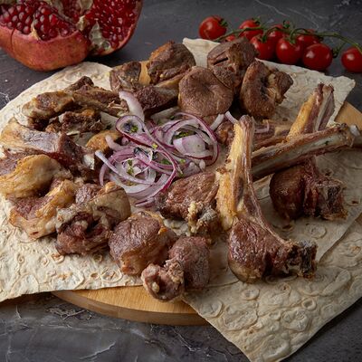 Ассорти из баранины в Горячий мангал по цене 2449 ₽