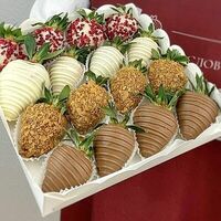 Клубника в шоколаде в наборе Чудо в Chocoboom