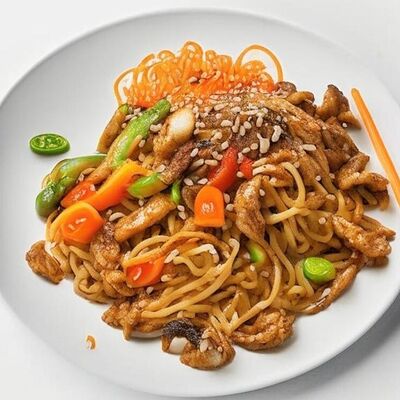 Wok Хурасаме с тигровой креветкой и крылышки фри острые в VIP Ролл и пицца по цене 1258 ₽