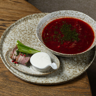 Борщ со сметаной в БарТо по цене 747 ₽