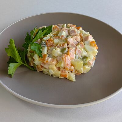 Оливье в Драничная по цене 195 ₽