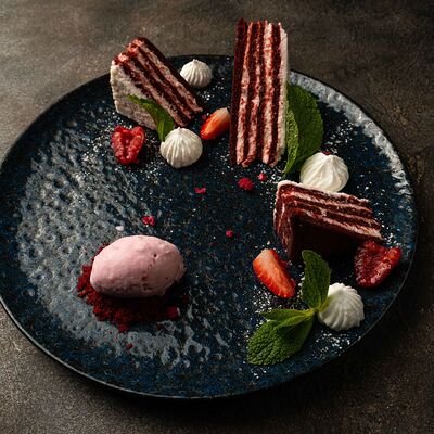 Красный бархат в Sesilia по цене 760