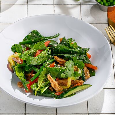 Теплый азиатский салат в ЛарисуВаннуХочу по цене 490