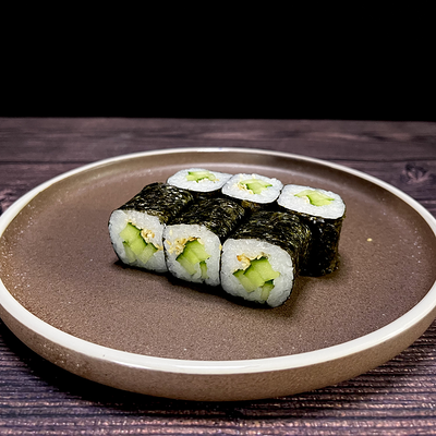 Мини-ролл с огурцом в Hatimaki по цене 269 ₽
