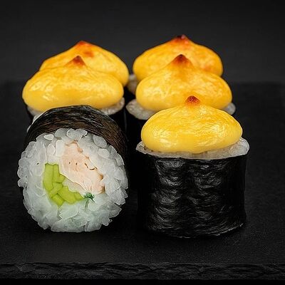 Запеченный мак с курицей в Rollik по цене 209 ₽