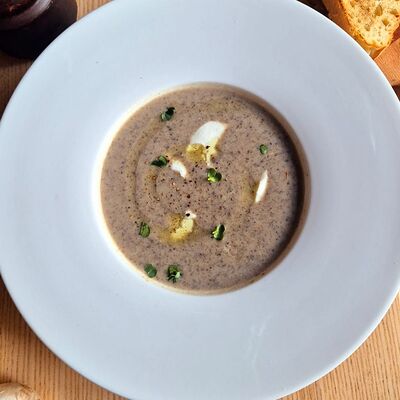 Грибной крем-суп в МамаМиа по цене 490 ₽