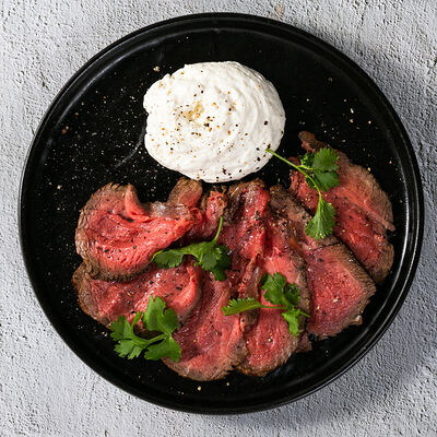 Ростбиф с муссом из пармезана в Гриль-паб ЕрмолаевЪ по цене 645 ₽