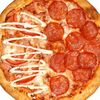 Пицца 2 вкуса пеперони-ветчина с соусом цезарь гигантская в Синьора на Юности по цене 960