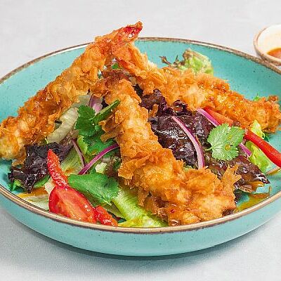 Салат Эби Фило в Луиджи & Тосё по цене 399