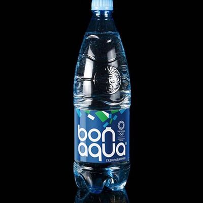 Вода BonAqua газированнаяв Shauroom по цене 150 ₽