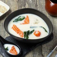 Суп сливочный с лососем в Суши-Пицца