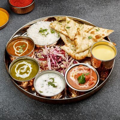 Баранина тали mutton thali в Curry индийская кухня по цене 1950 ₽