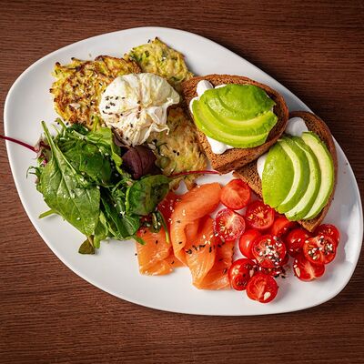 Завтрак Наутилус с лососемв Nautilus по цене 1725 ₽