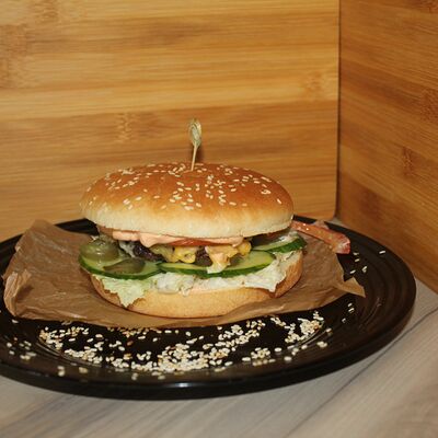 Бургер Спайси в Панда59 по цене 569 ₽