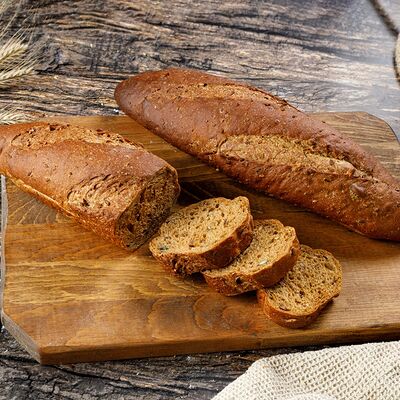 Багет 5 злаков в Ватруш пекарня-кондитерская по цене 95 ₽