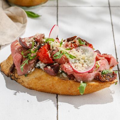 Брускетта с ростбифом в ЛарисуВаннуХочу по цене 590