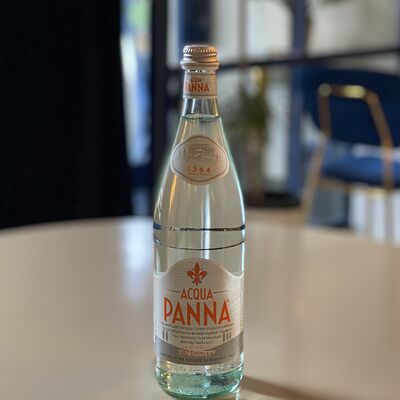 Вода Acqua Panna в Spletnicy cafe по цене 450