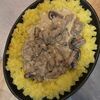 Кролик с грибами в сливочном соусе и картофельным пюре в Карасёвня по цене 800