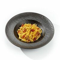 Спагетти Карбонара с вяленым желтком в The Brasserie