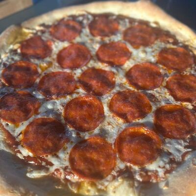 Пицца Пеперонив Крафт фуд по цене 590 ₽