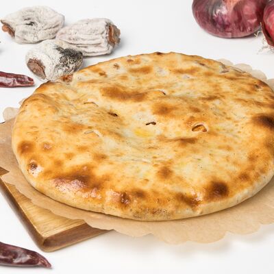 Хачапури с курицей, сыром и грибами в Хинкарули по цене 670 ₽