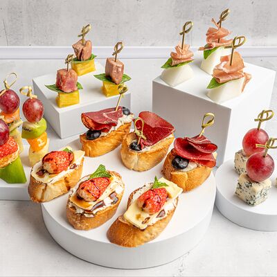 Винный сет в KanapeFest по цене 8160 ₽