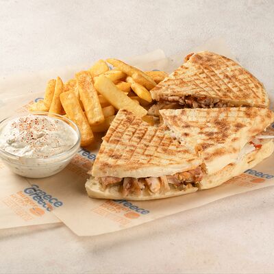 Пита клаб микс в Greece Burger по цене 640 ₽