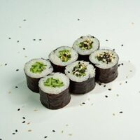 4. Малый ролл: огурец, кунжут (6 шт.) в ЁБИСАН