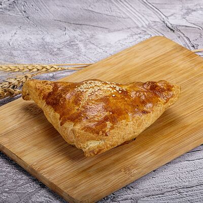 Самса с говядиной в Шашлык и Шаурма по цене 123 ₽