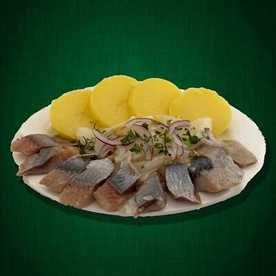 Нарезка из сельди в Дача по цене 310 ₽