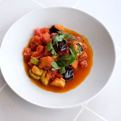 Овощное рагу в томатном соусе в Кукумбер по цене 460