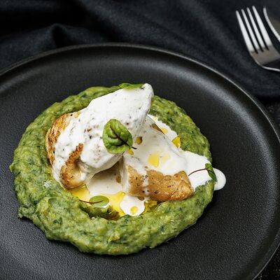 Филе цыпленка с сыром дорблю в Tre/Quarti по цене 740 ₽