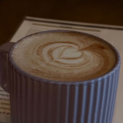 Три шоколада кофев Ну и что по цене 330 ₽