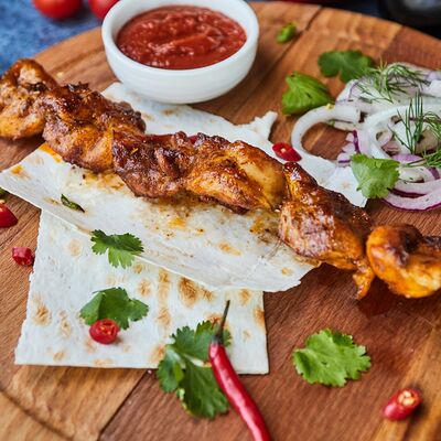 Шашлык из куриного бедра в Тайфун по цене 359