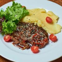 Бефстроганов в азиатском стиле в Франческо