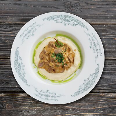 Почки кролика с пюре из сельдерея в Fermа по цене 1250 ₽