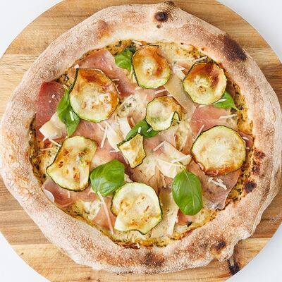 Парма-Базилик в Стрит Фуд по цене 1800 ₽