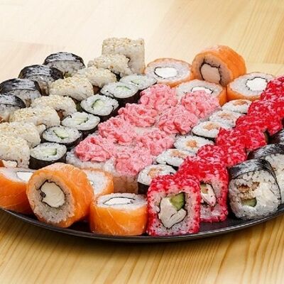 Сет Большие посиделки в SUSHIZO по цене 2350 ₽